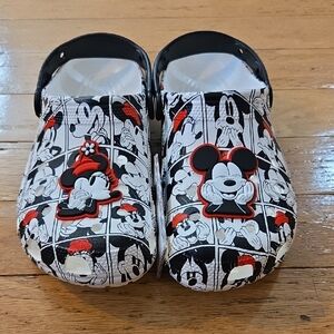 Crocs Adult Disney Mickey & Friends Classic Clogs M8 / W10 #211483-90H NIP